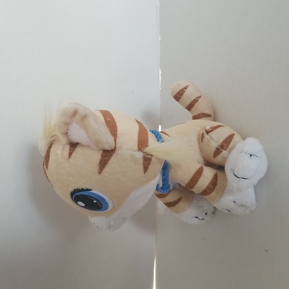 Little Tikes Rescue Tales Babies Tabby Kitten Plush - Picture 3 of 7